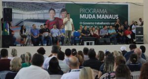 137 famílias vítimas do incêndio no Educandos, são indenizadas durante abertura do ‘Muda Manaus’