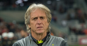 Jorge Jesus está com o coronavírus