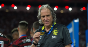 Jesus pede R$ 40 milhões para ficar no Flamengo