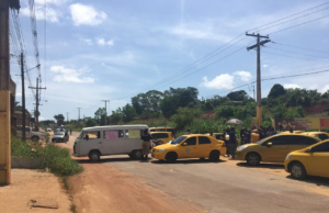 RM AO VIVO – População bloqueia rodovia Carlos Braga, em Iranduba