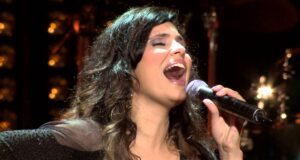 Aline Barros confirma live de louvores no Youtube nesta terça