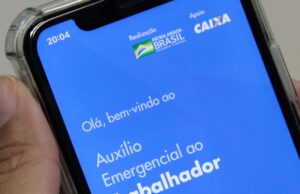 Caixa adia pagamento de auxílio emergencial para quem usou APP