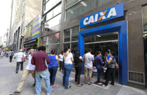 Saque em dinheiro do auxílio emergencial começa dia 27