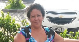 Horror na Nilton Lins: sem atendimento, sem o corpo da mãe e sem respeitoImagens da família implorando atendimento viralizaram nas redes sociais