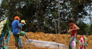 Manaus bate recorde de sepultamentos em um único dia: 140 enterros!Triste marca para a nossa cidade