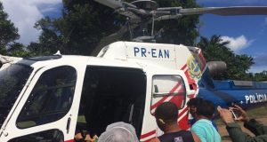 Homem é resgatado em helicóptero após cair e sofrer politraumatismosEle estava trabalhando na estrutura de uma casa quando caiu de uma altura de aproximadamente 2 metros, e sofreu politraumatismos