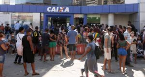 Enquanto o povo é humilhado por R$ 600, Caixa anuncia lucro de 3 bilhõesBrasil acima de tudo?