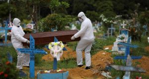 Em colapso funerário e na Saúde, AM bate todos os recordes negativos nesta terçaCrescimento descontrolado no maior Estado do Brasil