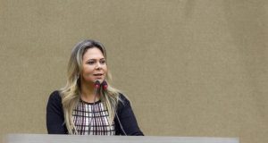 Vereadora reforça que este ano não deverá haver recesso parlamentar