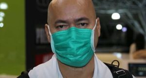 Pai de voluntário no combate à COVID-19 morre com suspeita da doençaAdriano Araújo, integrante do Conaten/Cofen, estava embarcando para o Amazonas, quando recebeu a notícia