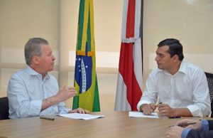 Arthur afirma que reabrir Manaus é “criar ilusão nas pessoas”Diferentes pontos de vista