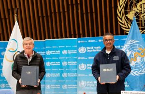 Tedros diz esperar que Jogos celebrem vitória sobre coronavírusDiretor da OMS deu declaração em encontro com Thomas Bach