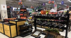 Perda total ou em parte da renda mensal já atingiu 40% dos brasileirosQueda do poder de compra afeta quatro em cada dez pessoas, diz CNI