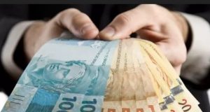 Caixa libera R$ 246 milhões de auxílio emergencial neste sábadoBenefício já foi creditado para mais de 50 milhões de pessoas