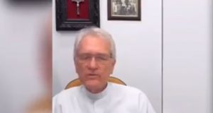Dom Leonardo afirma que não abrirá igrejas católicas em ManausEle pediu cautela e orações dentro de casa