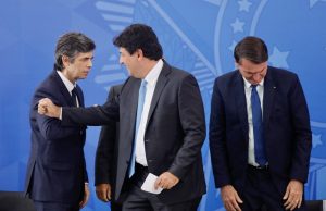 “Oremos. Força SUS”, diz ex-ministro Mandetta após demissão de Teichma entrevista coletiva será realizada ainda na tarde de hoje