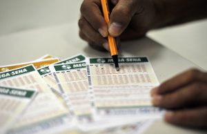 Mega-Sena paga fortuna de R$ 75 milhões para quem acertar seis dezenas neste sábadoPrêmio reforçado