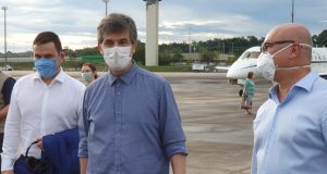 Covid-19: Durante visita, Nelson Teich ressalta compromisso com o AmazonasO Estado é o primeiro a receber comitiva do Ministério da Saúde