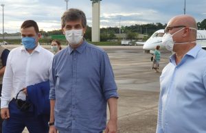 Covid-19: Durante visita, Nelson Teich ressalta compromisso com o AmazonasO Estado é o primeiro a receber comitiva do Ministério da Saúde