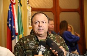 Ministro interino da Saúde se surpreende com o SUSPositivamente