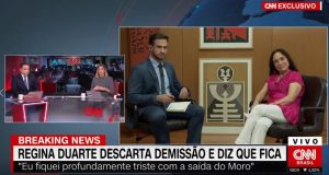 Regina Duarte dá ‘piti’ ao ver Maitê Proença em vídeo durante entrevista à CNN"Acho isso baixo nível. Vai botar uma fala...", disse Regina, tendo o áudio cortado para a exibição do vídeo de Maitê