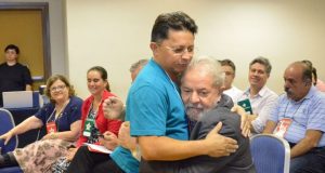 Sinésio Campos afirma que tem muito “mimimi” no PT de ManausFalou grosso e disse que é o candidato à Prefeitura