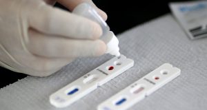Israel anuncia descoberta de anticorpo para o coronavírusTrabalho é feito pelo Instituto para a Investigação Biotecnológica