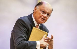 Após chamar brasileiros de ladrões, bispos de Angola tomam poder na UniversalBriga pelo comando da igreja