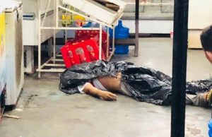 Motorista é executado enquanto comprava pão no Cidade de DeusForam sete tiros