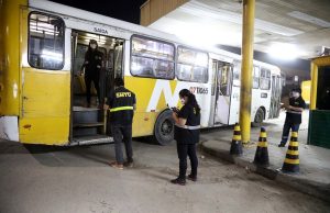 Em Manaus, empresas de ônibus passam por fiscalização surpresa