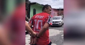 Gentalha, gentalha! Kiko do Tancredo Neves é preso pela políciaViciado em assaltar