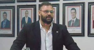 Advogado é preso suspeito de vazar informações sigilosas da PC para narcotraficantesUm estagiário de Direito da Agência de Fomento do Estado do Amazonas (Afeam) também foi preso