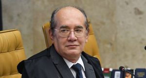 Gilmar Mendes sugere órgão de fiscalização para fake newsMendes fez a observação após recordar projeto de lei sobre fake news que tem sido discutido no Congresso e chegou perto de ser votado nas últimas semanas