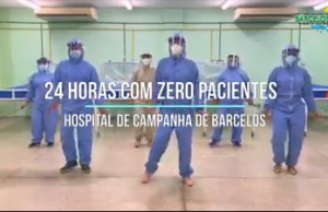 Profissionais de Barcelos fazem dancinha para comemorar vitória sobre a CovidFelicidade no hospital