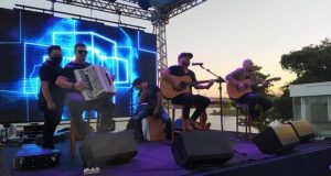Com direito a show de Bruno parceiro de Marrone, polícia acaba com festa clandestina Terminou mal uma festa 'clandestina' de aniversário em Caldas Novas, Goiás, no último sábado (27)
