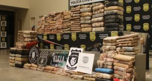 Polícia intercepta R$ 1 milhão em maconha em Manacapuru250 QUILOS