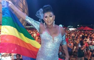 Bruna La Close anuncia candidatura à vereadora de ManausCâmara colorida