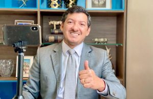 Após entrar contra na Justiça, deputado Felipe Souza se diz a favor da CPI da SaúdeCriticado nas redes sociais