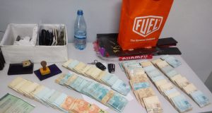 PM prende homem por lavagem de dinheiro e assossiação ao tráfico de drogasA prisão ocorreu no bairro Centro, zona sul da capital amazonense