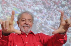 Lula deve mais de R$ 1 milhão à Receita FederalNúmeros revelados em Brasília
