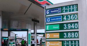 Mais cara, nova gasolina obrigatória entra em vigor a partir de agosto!O Brasil que você não quer é aqui mesmo!