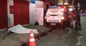 População espanca ladrão até a morte no Lírio do ValeFúria