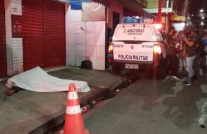 População espanca ladrão até a morte no Lírio do ValeFúria