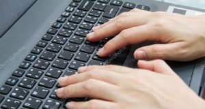 Homem usava APP de relacionamento para aplicar golpes em ManausOs golpes eram aplicados depois que o indivíduo escolhia um alvo