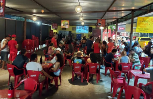 Bares, flutuantes e banhos na mira dos fiscais em ManausOderm é fechar o que estiver errado