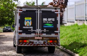 Adolescente é morto a tiros em campo de futebol na Zona Leste de Manaus