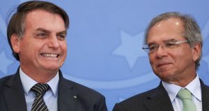 Governo reduz proposta do novo salário-mínimo para R$ 1.067Sem ganho real