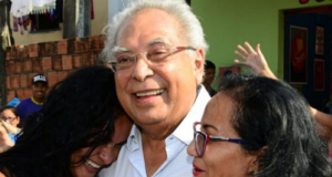 Amazonino fecha candidatura à Prefeitura de Manaus: “Vou pra luta”