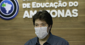 Seduc desmente boato de que professora morreu de Covid em ManausNota oficial