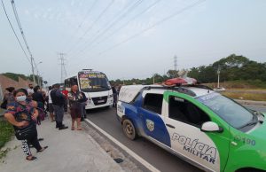 Em Manaus, bandido faz reféns em executivo e acaba preso durante perseguição O bandido entrou no ônibus fingindo ser passageiro